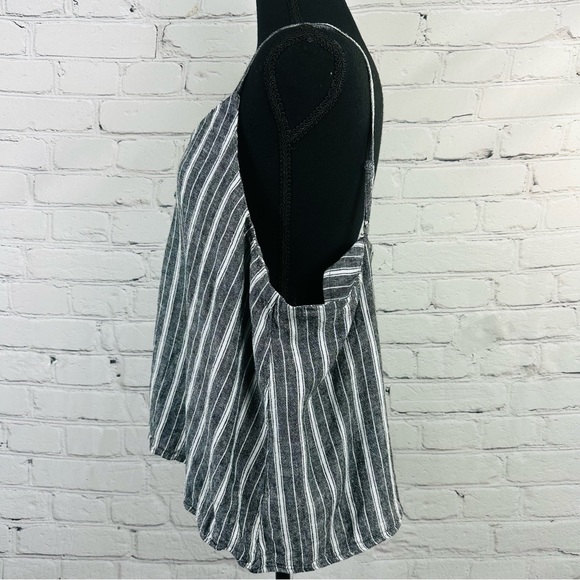 ABOUND LINEN BLEND STRIPE BUTTON FRONT GREY&WHITE CAMISOLE/TANK SIZE (XXL) - Picture 4 of 10